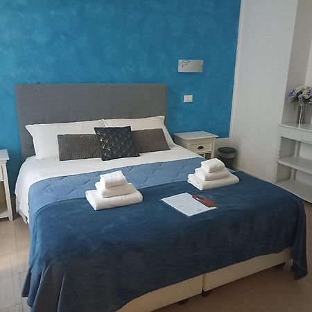 Ad Cavour Luxury Rooms - By Ad Roma 外观 照片