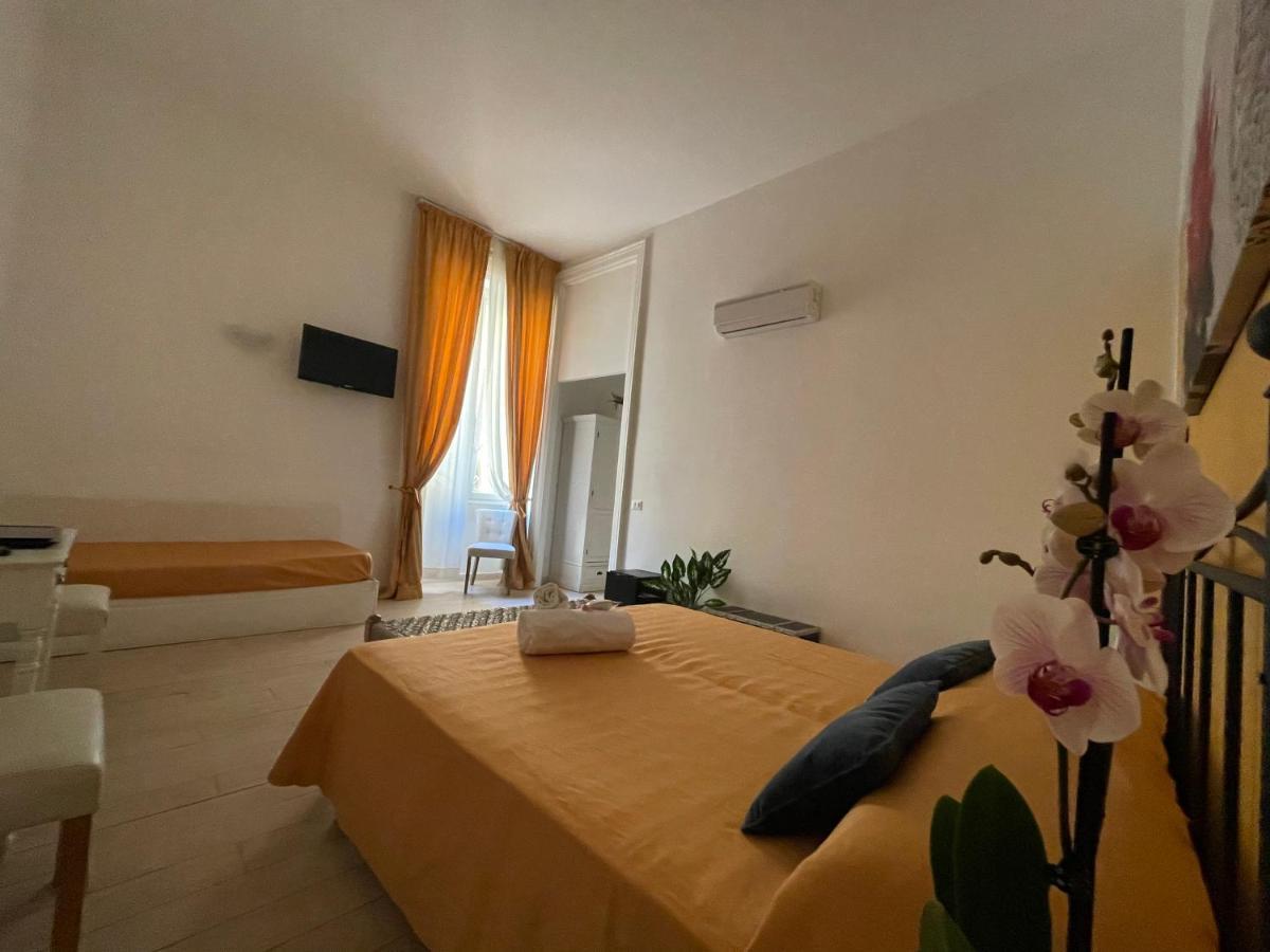 Ad Cavour Luxury Rooms - By Ad Roma 外观 照片