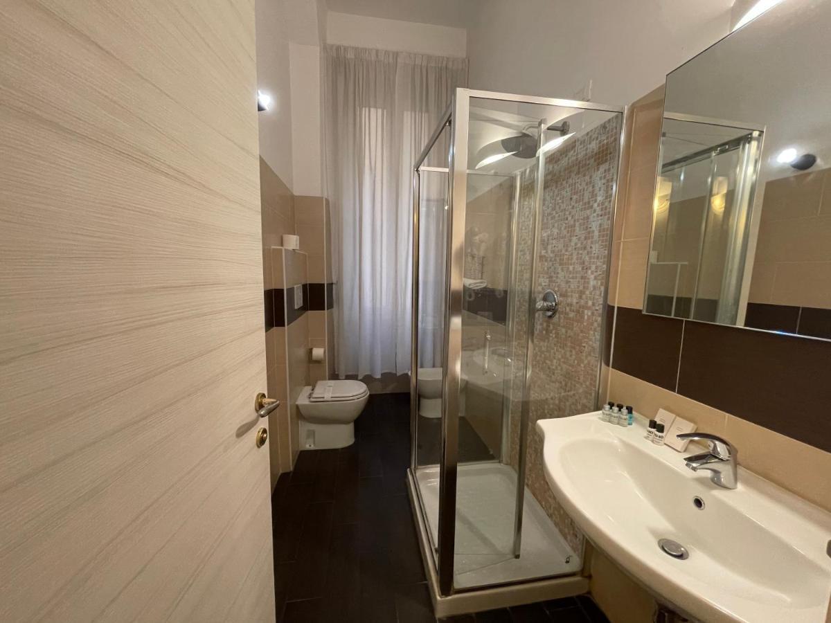 Ad Cavour Luxury Rooms - By Ad Roma 外观 照片