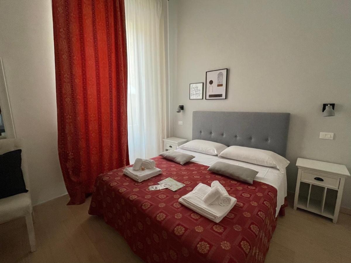 Ad Cavour Luxury Rooms - By Ad Roma 外观 照片
