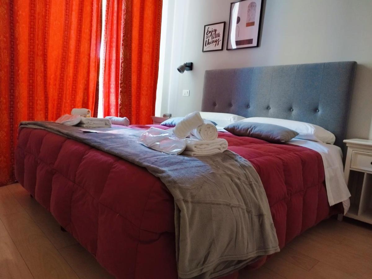 Ad Cavour Luxury Rooms - By Ad Roma 外观 照片