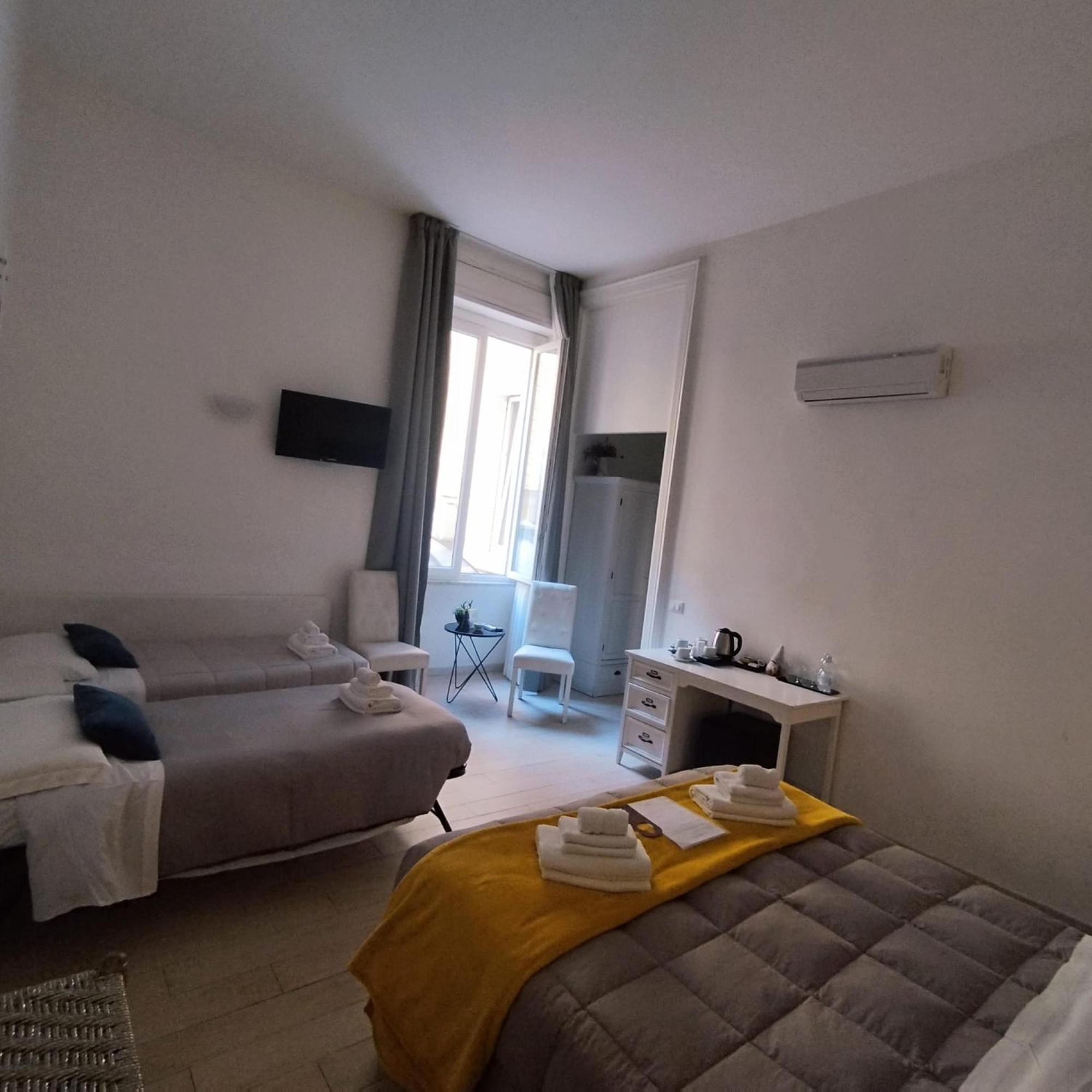 Ad Cavour Luxury Rooms - By Ad Roma 外观 照片